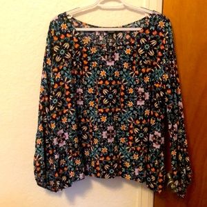 Lovely long sleeved top